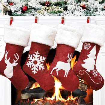 Рождественский чулок с вышитыми оленями | Идеальный подарок для праздничного декора